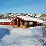 Nostalgic With 3 Bedroom Fireplace, And Terrace Dom wakacyjny