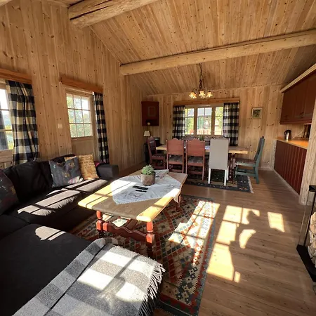 Nostalgic With 3 Bedroom Fireplace, And Terrace * Beitostolen