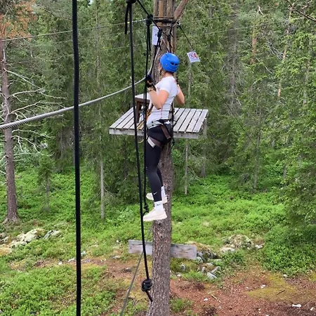 בית נופש Nostalgic With 3 Bedroom Fireplace, And Terrace *