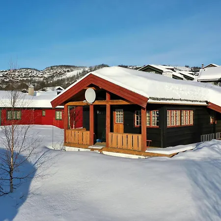 Nostalgic With 3 Bedroom Fireplace, And Terrace * Beitostolen