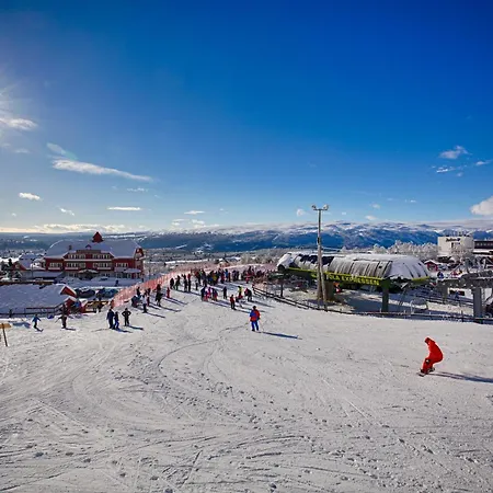 Nostalgic With 3 Bedroom Fireplace, And Terrace Сasa de vacaciones Beitostolen